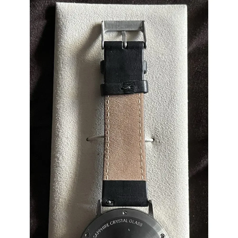 Linjer Model 40 Minimalist Watch Swiss Quartz Sapphire Crystal Black Leather Box